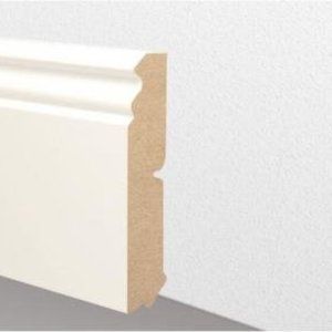 14977-main Oakland MDF-Sockelleiste Hamburger-Altberliner Profil weiss foliert